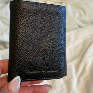 Mens wallet never used